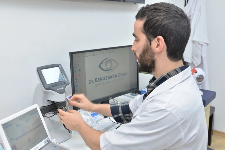 Ophtalmologiste à Fès Meilleur ophtalmologiste à Fès Ophtalmo à Fès Meilleur ophtalmo à Fès Ophtalmologue à Fès Meilleur ophtalmologue à Fès Consultation ophtalmo Fès Chirurgie des yeux Fès Examen de la vue Fès Clinique ophtalmologique Fès